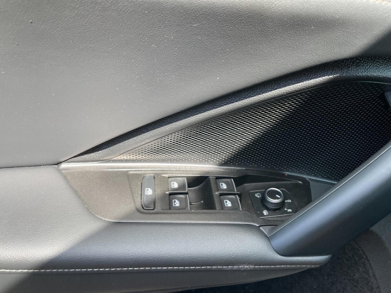 Volkswagen Tiguan – Bild 28