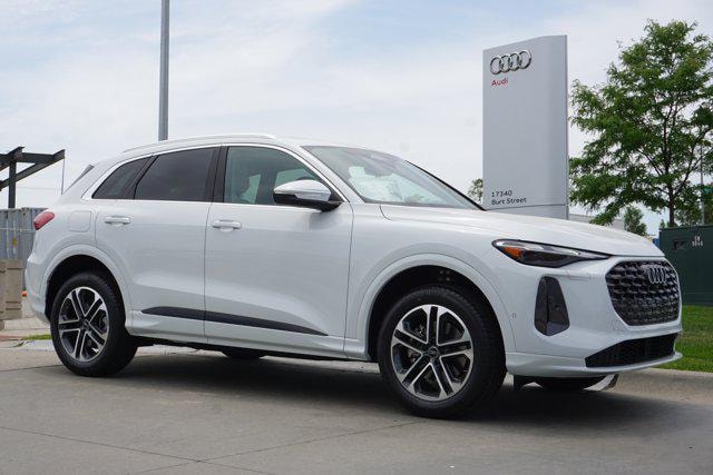 2025 Audi Q5 Premium