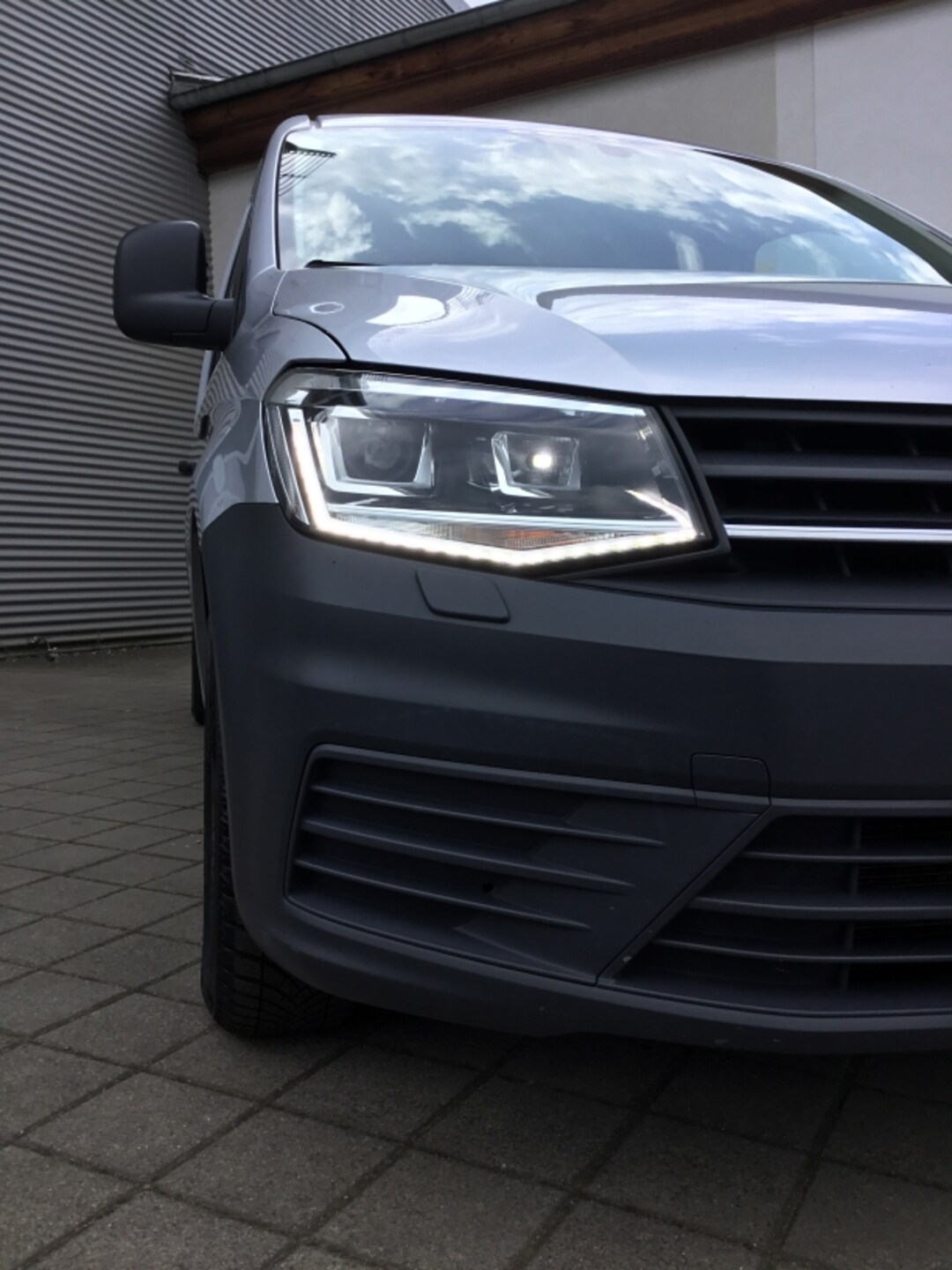 Volkswagen Caddy Maxi Kasten Basis-Modell