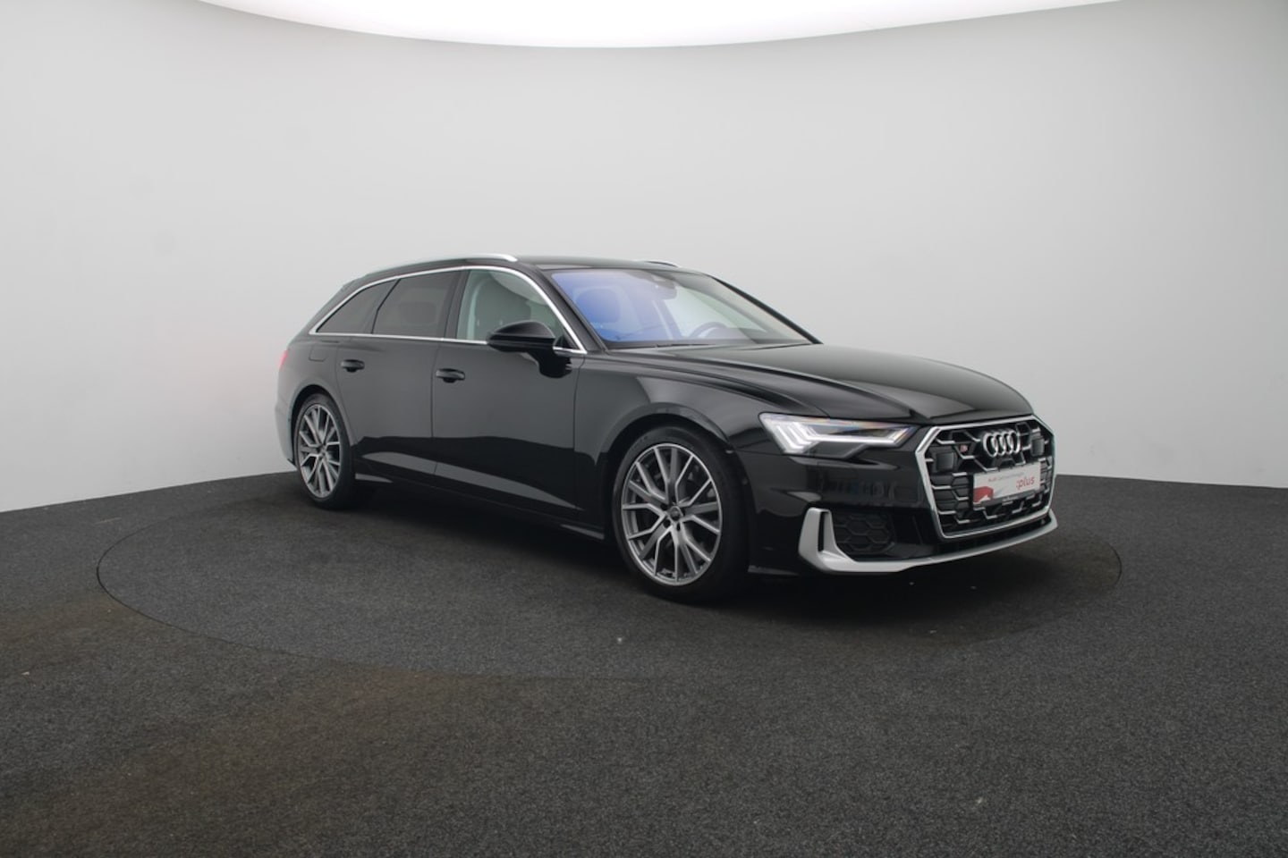 Bild über Audi S6 Avant TDI quattro tiptronic - für weitere Informationen kontaktieren Sie den Audi Partner