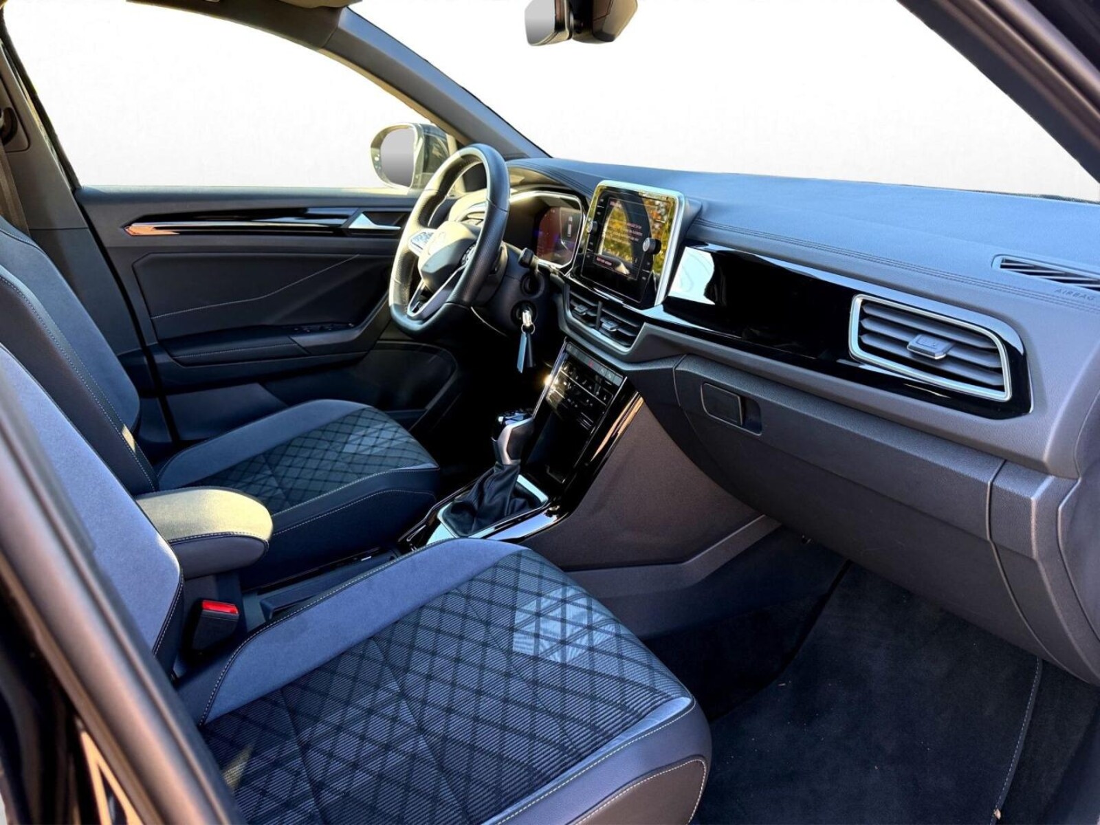 Volkswagen T-Roc – Bild 4
