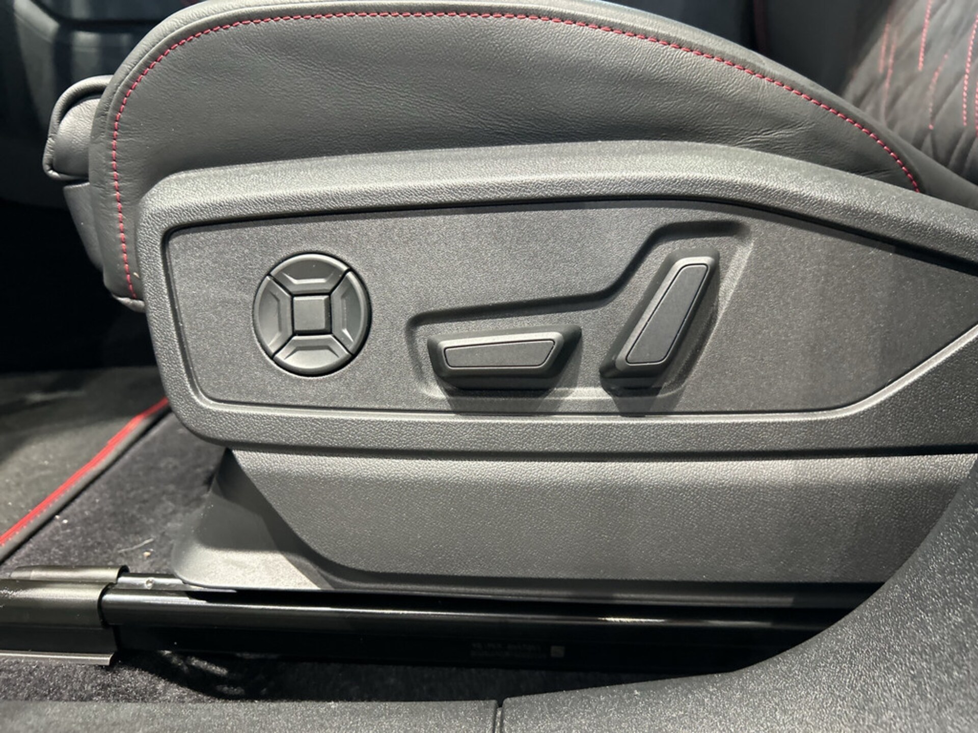 Audi SQ5 Sportback edition one