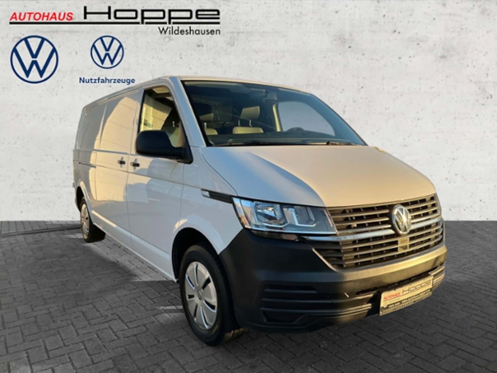 Volkswagen T6.1 Transporter Kasten langer Radstand