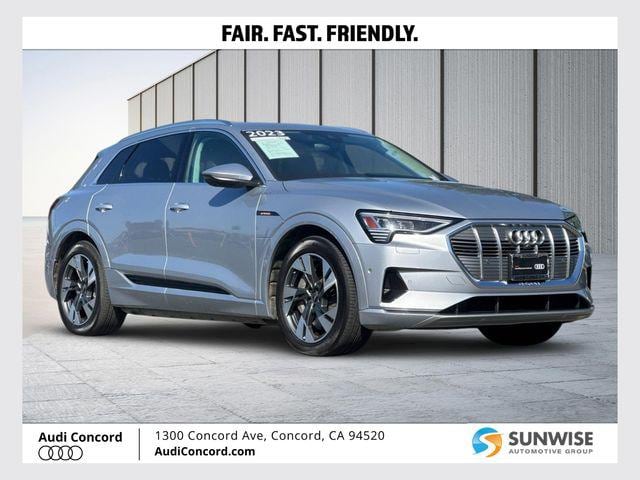 2023 Audi e-tron 95 kWh Premium Plus quattro's photo