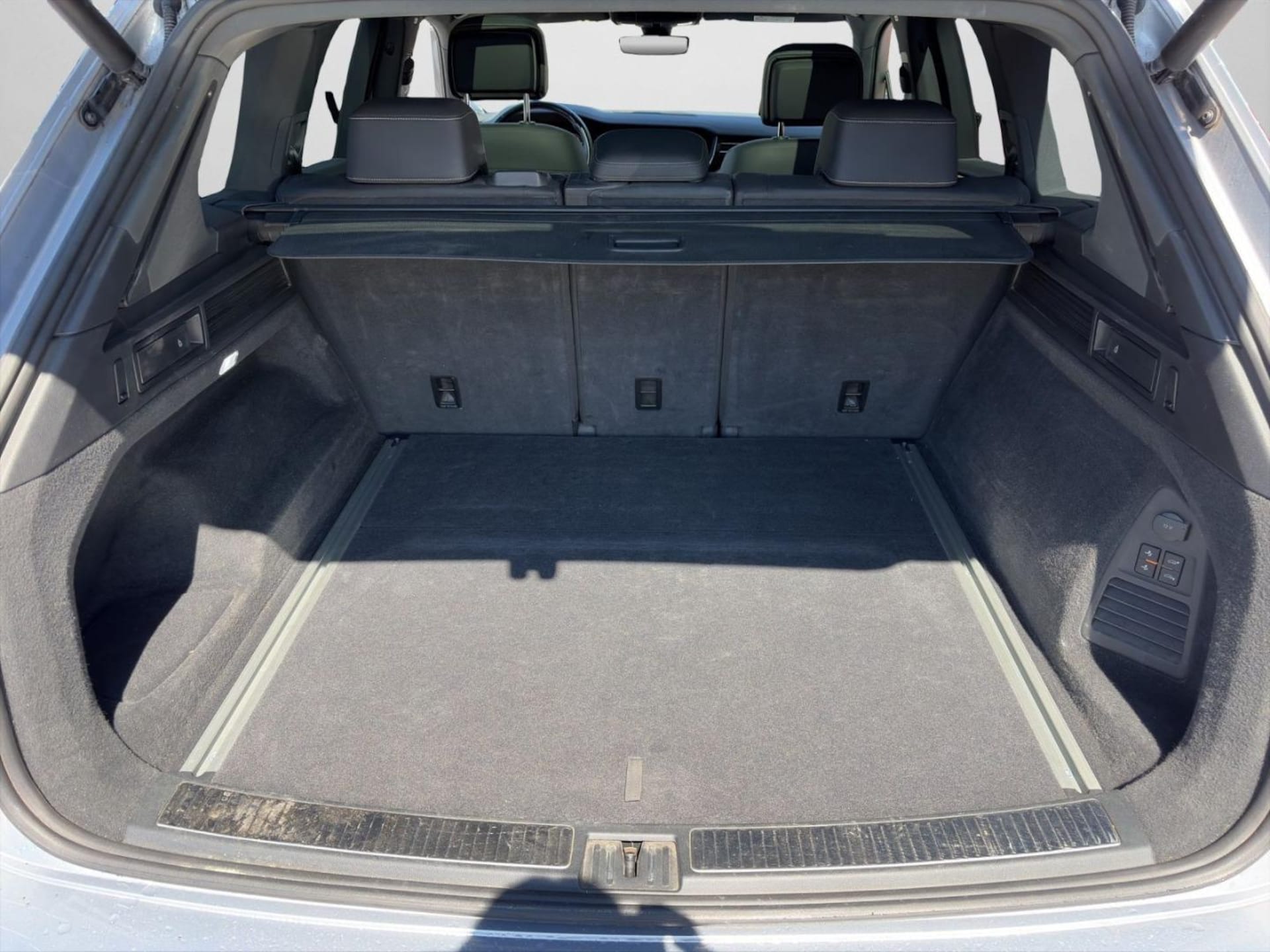 Volkswagen Touareg Basis-Modell