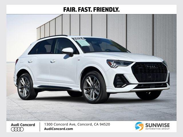 2024 Audi Q3 45 TFSI S Line Premium quattro's photo