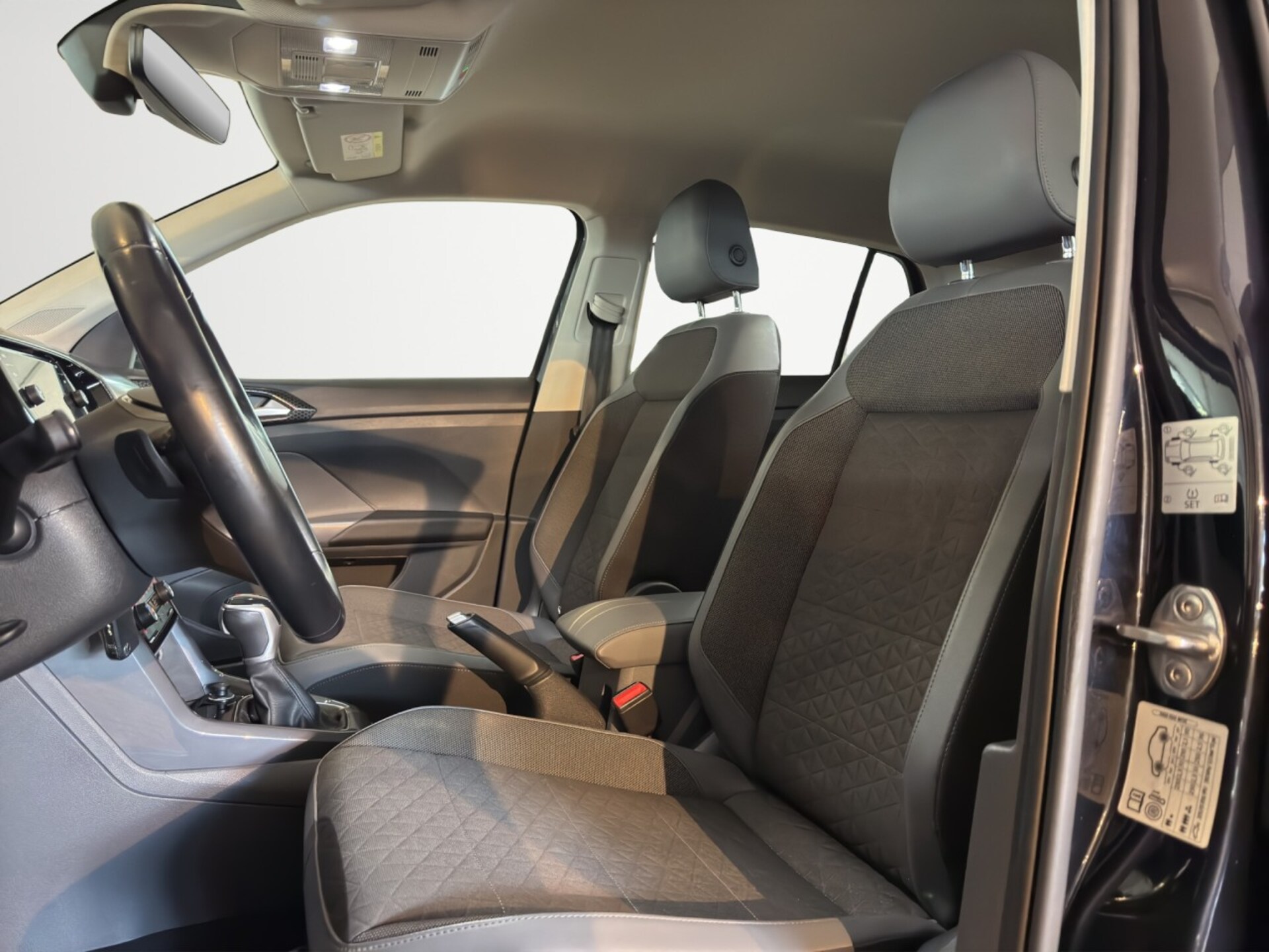 Volkswagen T-Cross Style