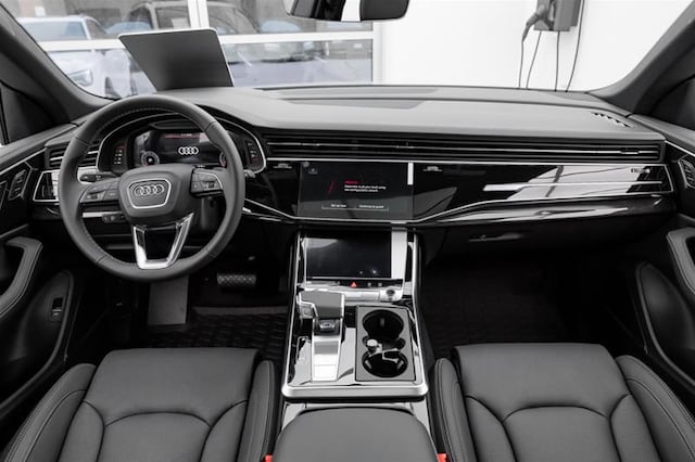 2026 Audi Q8
