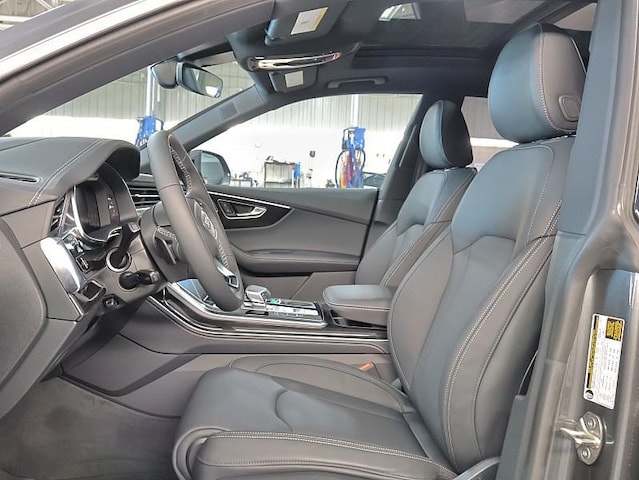 2026 Audi Q8 Prestige - Photo 14