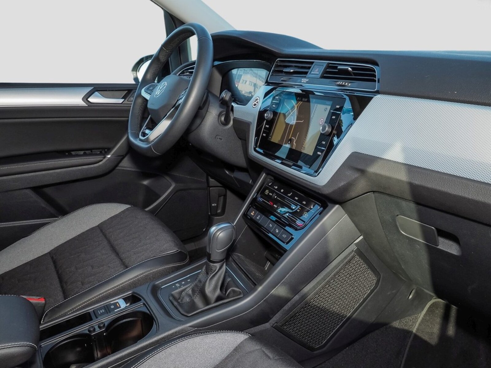 Volkswagen Touran – Bild 9