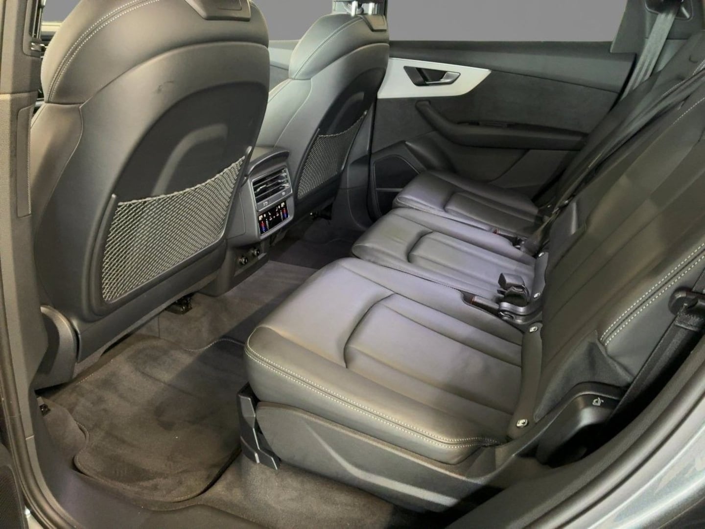 Bild über Audi Q7 SUV S line 50 TDI quattro tiptronic - für weitere Informationen kontaktieren Sie den Audi Partner
