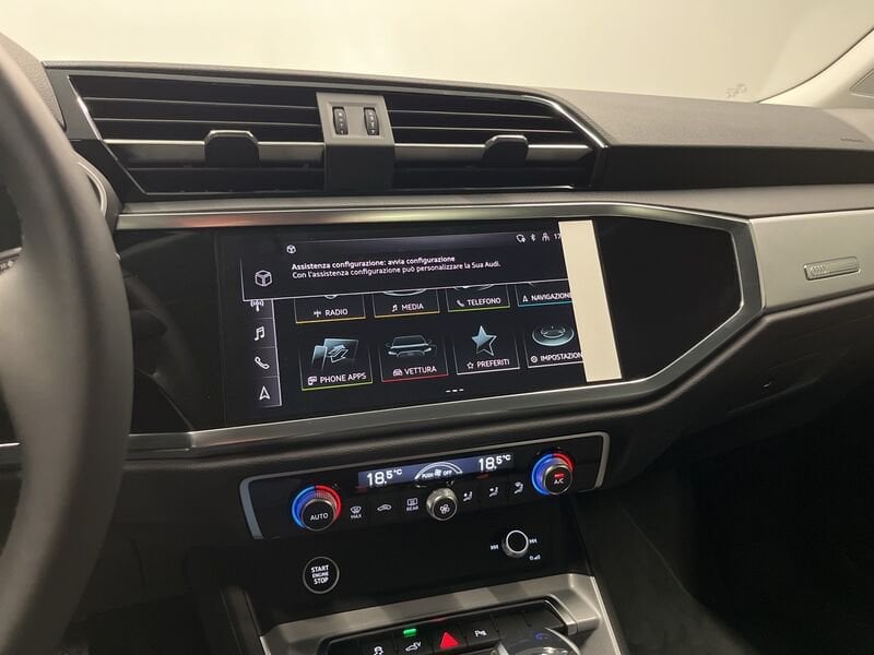 Immagine di Audi Q3 TFSI e S line edition 45 TFSI e 180 kW (245 CV) S tronic - Vista: for more details contact your dealer