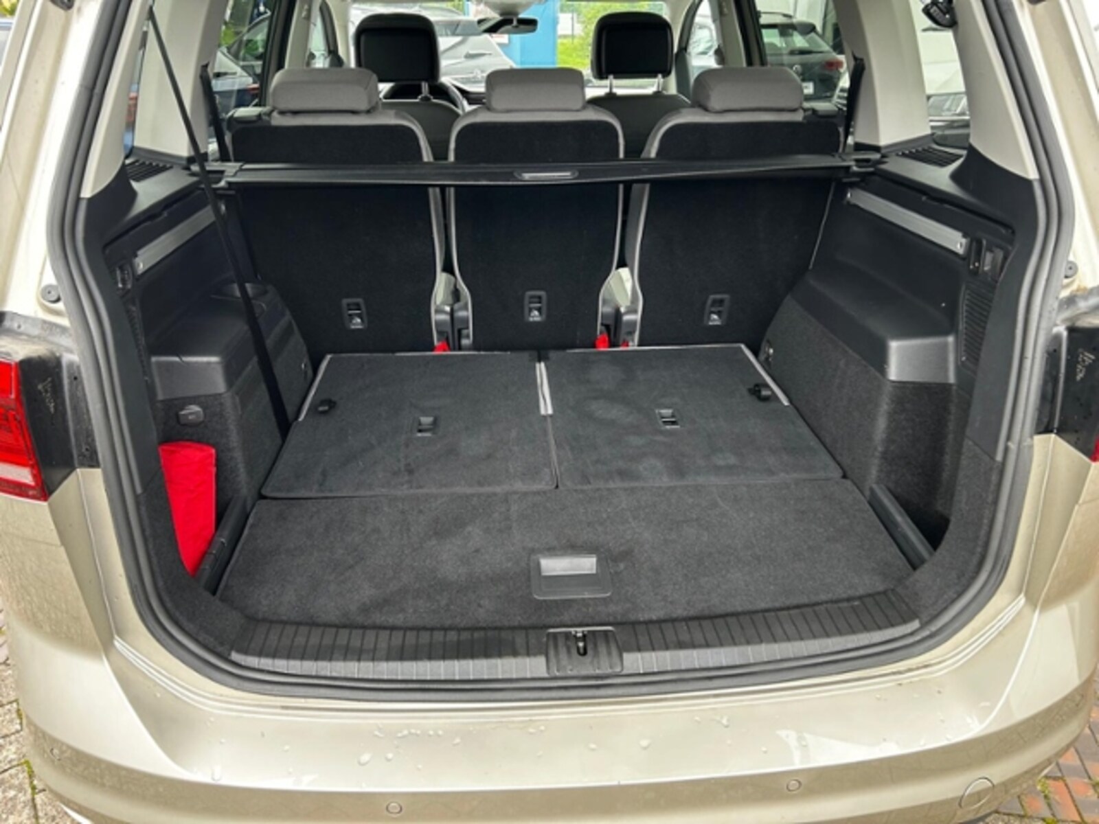 Volkswagen Touran – Bild 12