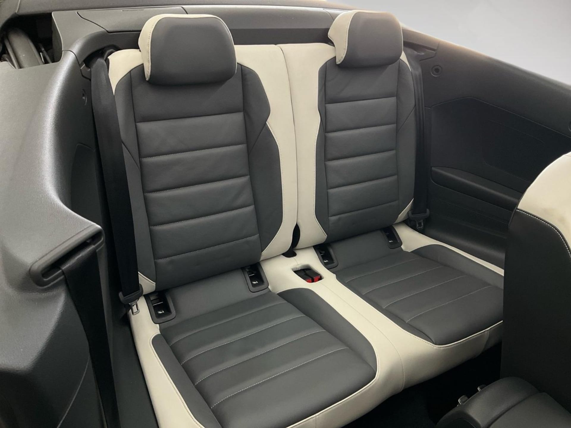 Volkswagen T-Roc Cabriolet Style