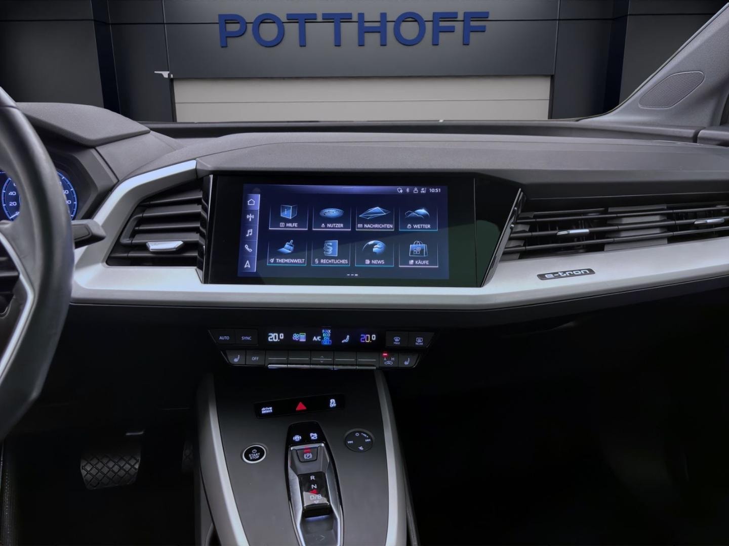 Bild über Audi Q4 Sportback e-tron 40 e-tron - für weitere Informationen kontaktieren Sie den Audi Partner