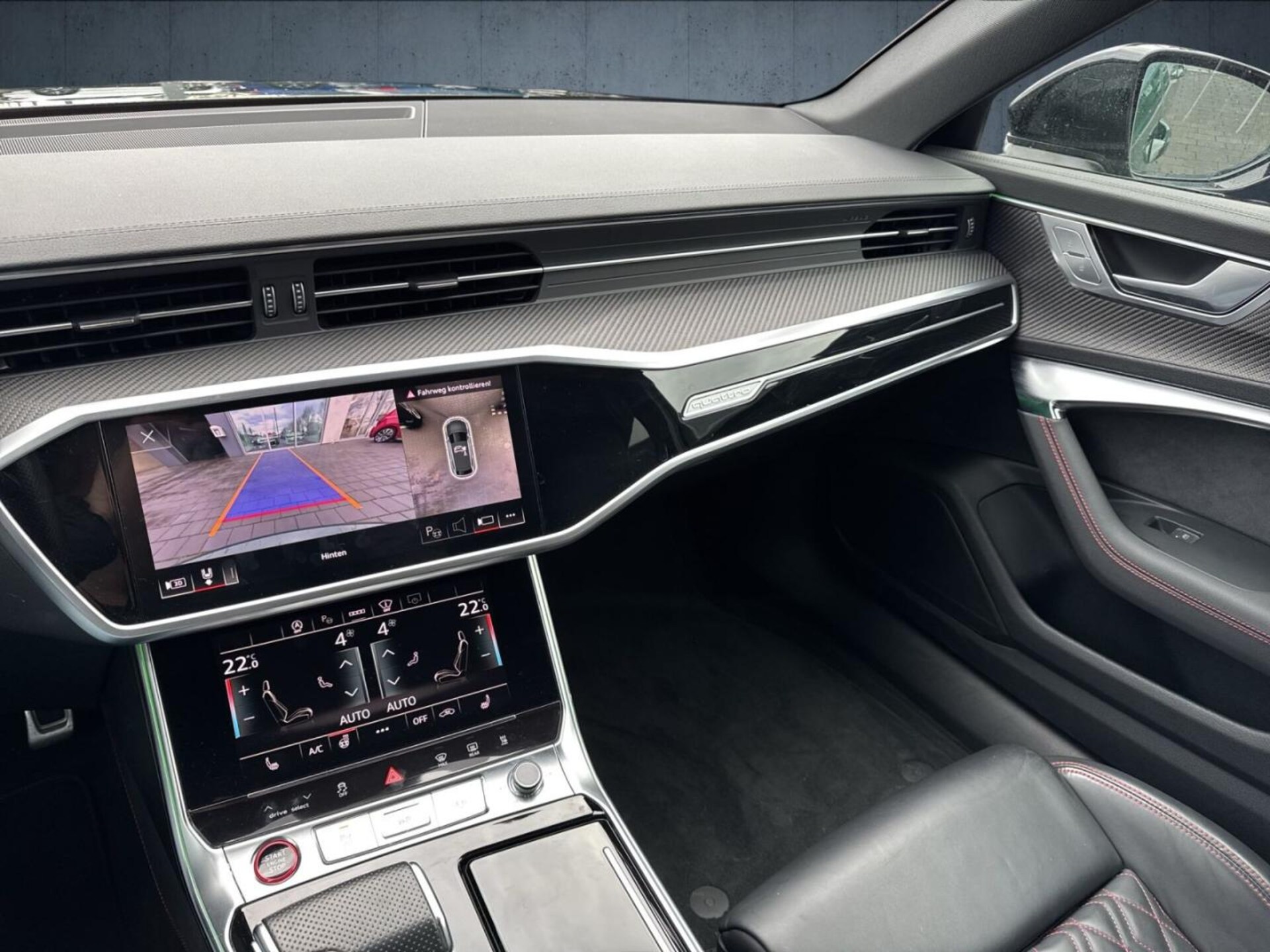 Audi S6 Avant