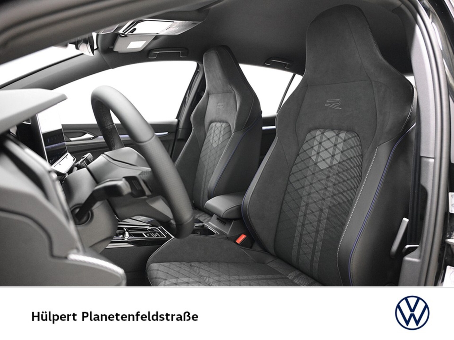 Volkswagen Golf R-Line