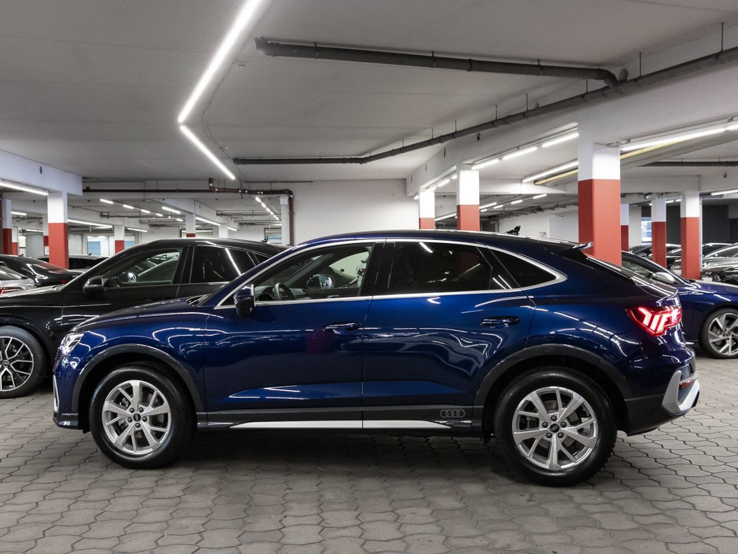 Bild über Audi Q3 Sportback S line 35 TFSI S tronic - für weitere Informationen kontaktieren Sie den Audi Partner