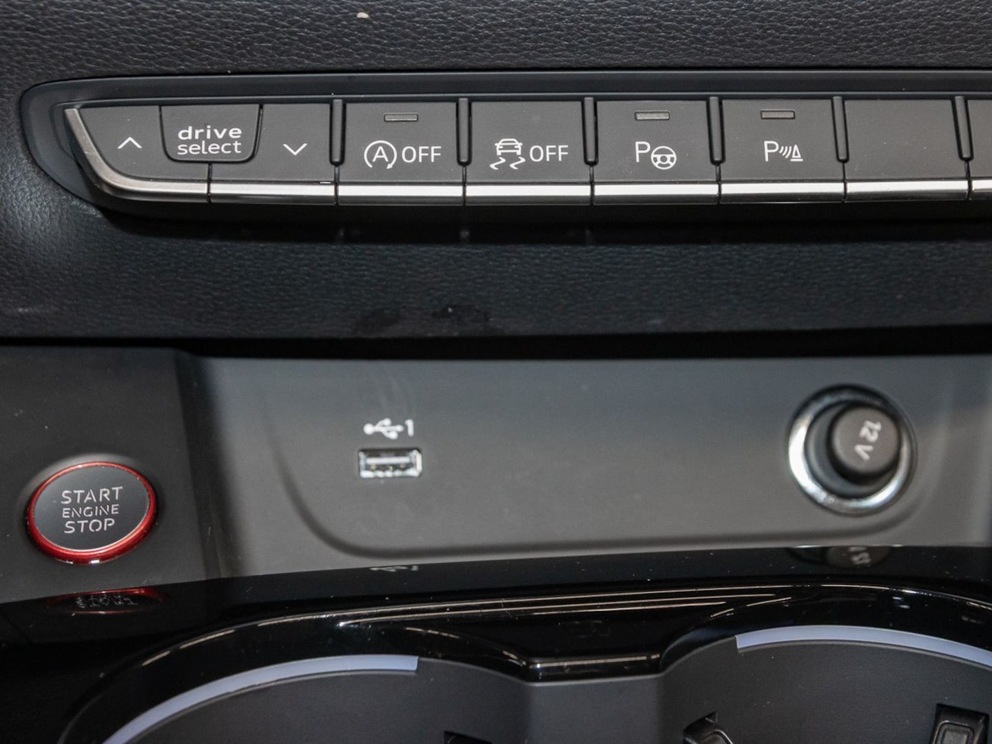 Bild über Audi S5 Cabriolet TFSI quattro tiptronic - für weitere Informationen kontaktieren Sie den Audi Partner