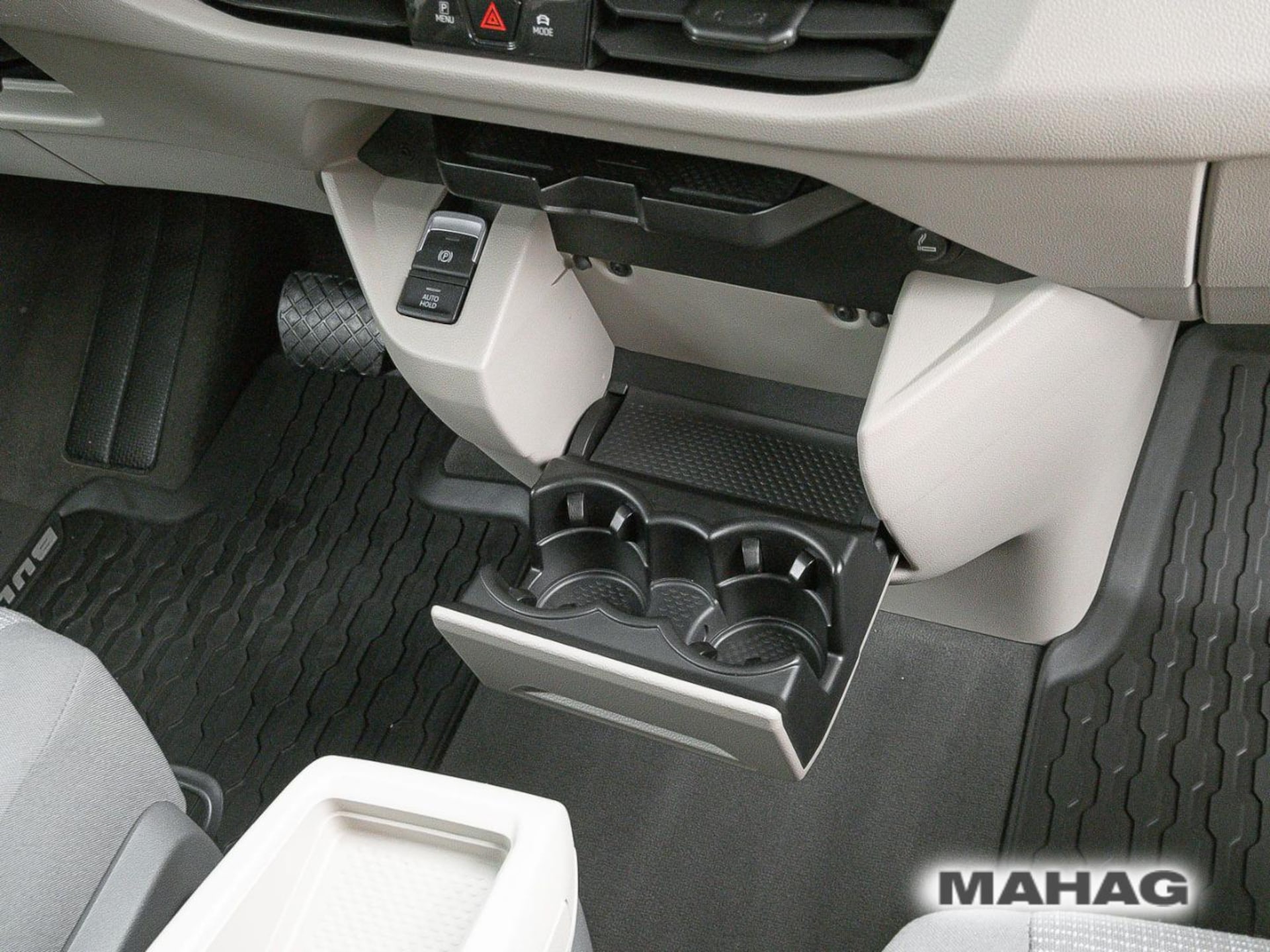 Volkswagen Multivan Basis-Modell
