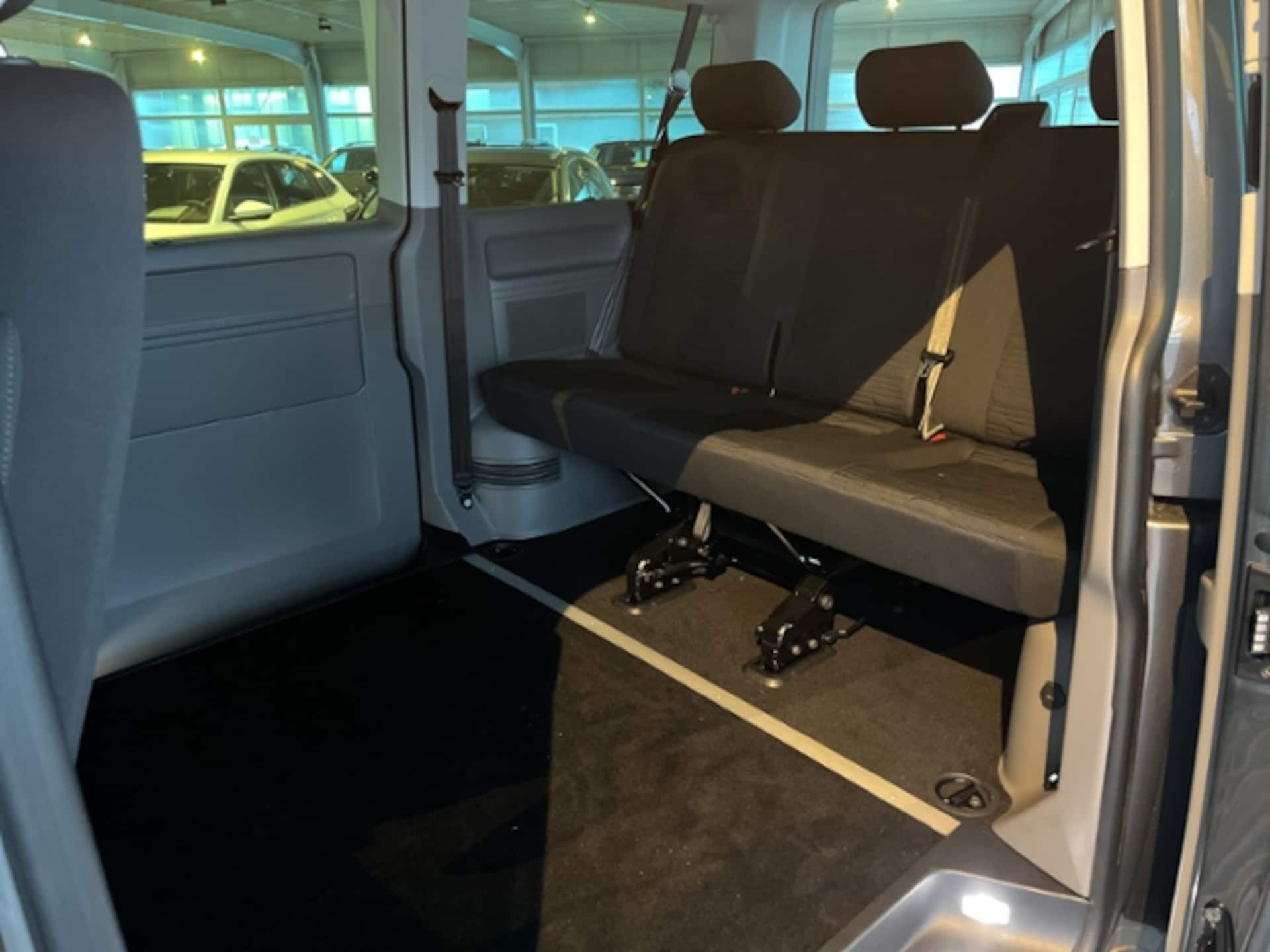 Volkswagen T6.1 Caravelle kurzer Radstand Comfortline