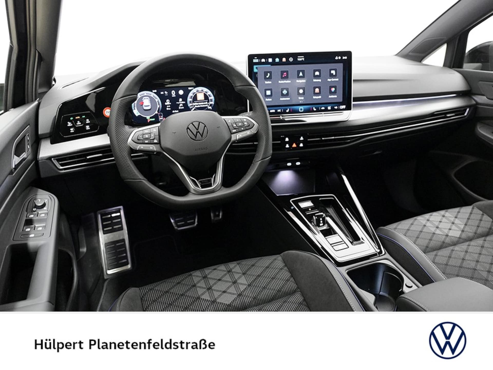 Volkswagen Golf R-Line