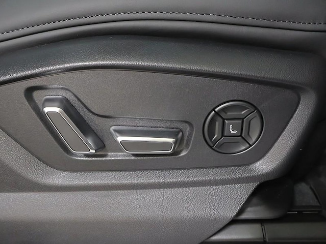 2026 Audi Q8 Prestige - Photo 33