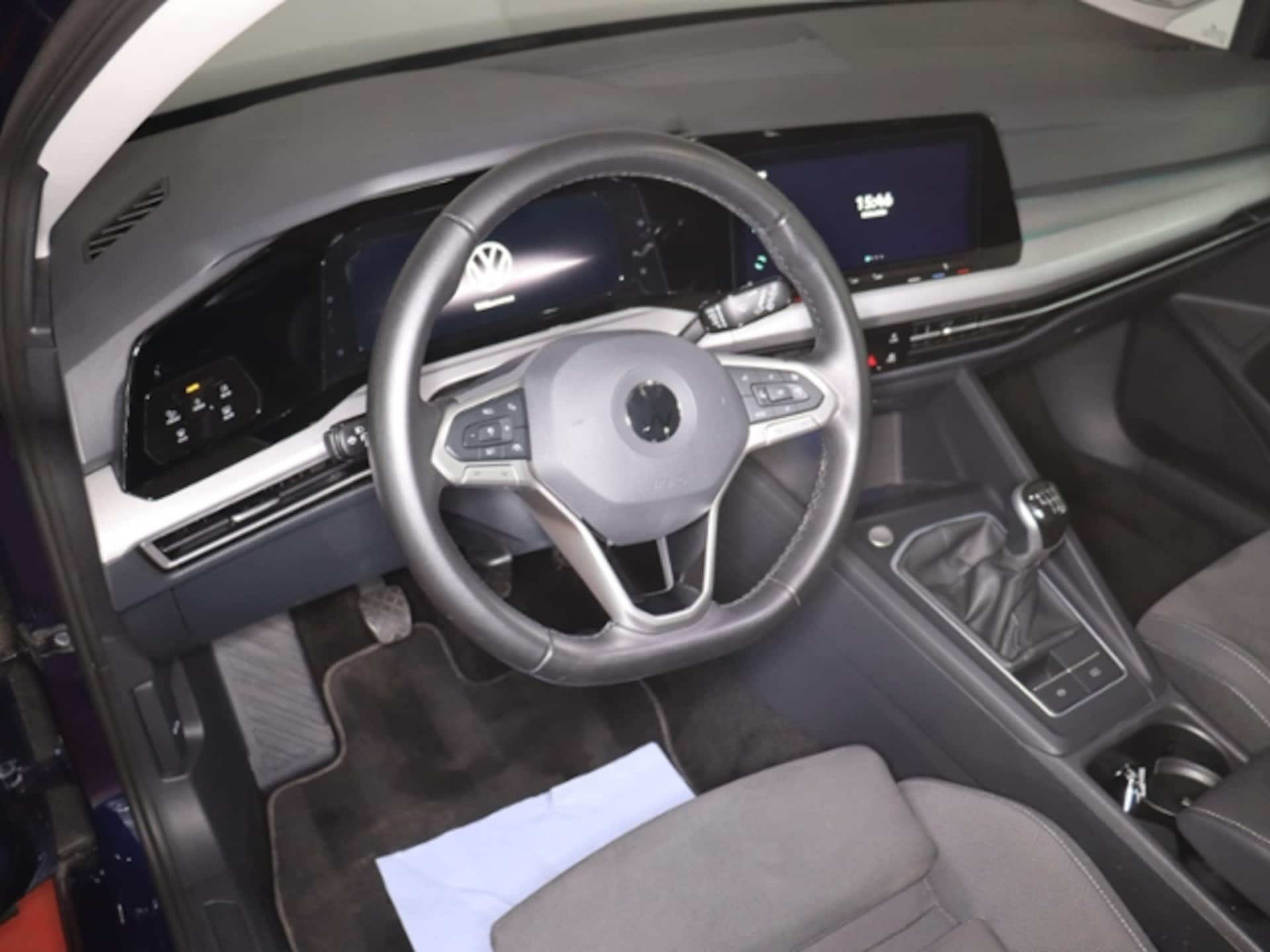 Volkswagen Golf Life