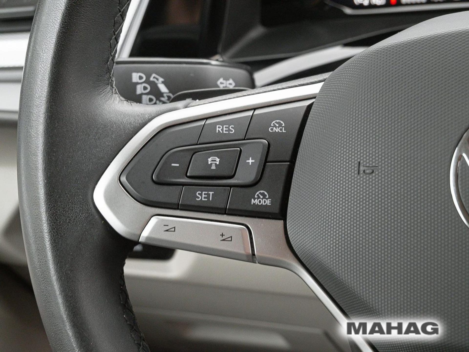 Volkswagen Multivan Basis-Modell