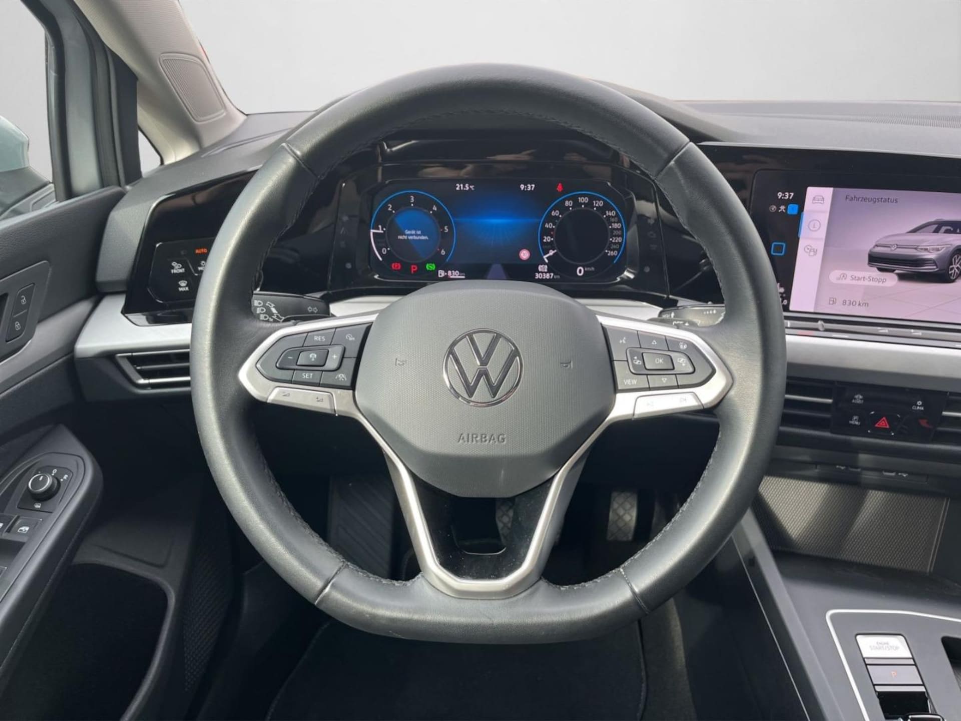 Volkswagen Golf Variant Life