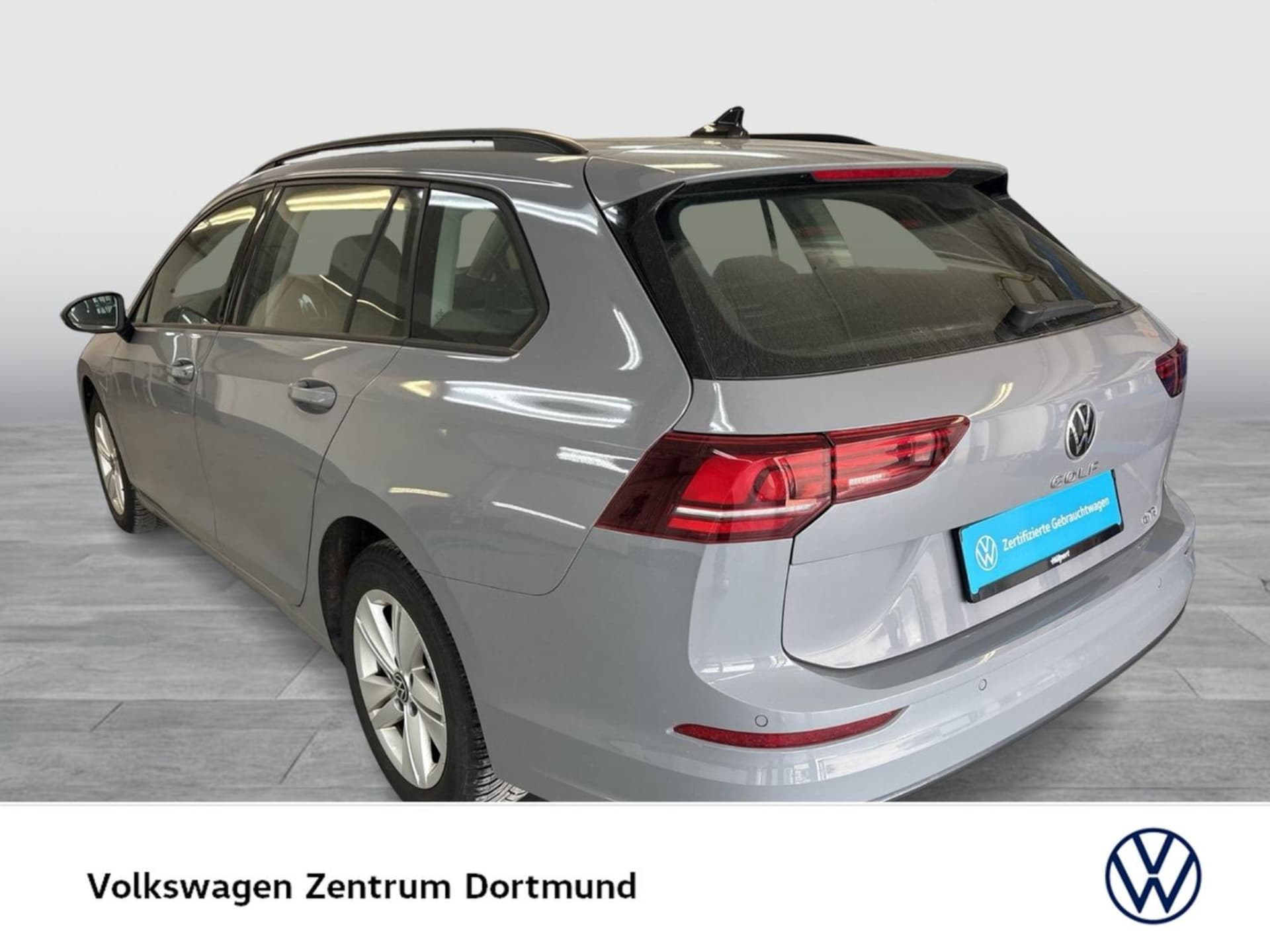 Volkswagen Golf Variant Life