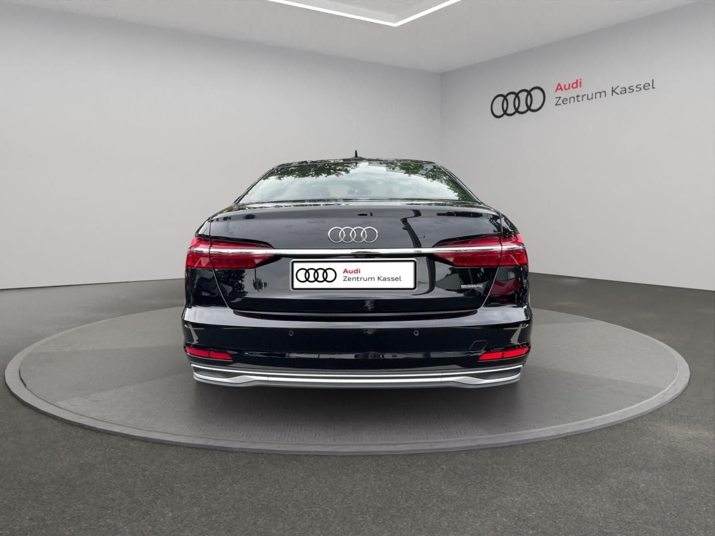 Bild über Audi A6 Limousine advanced 45 TFSI quattro S tronic - für weitere Informationen kontaktieren Sie den Audi Partner