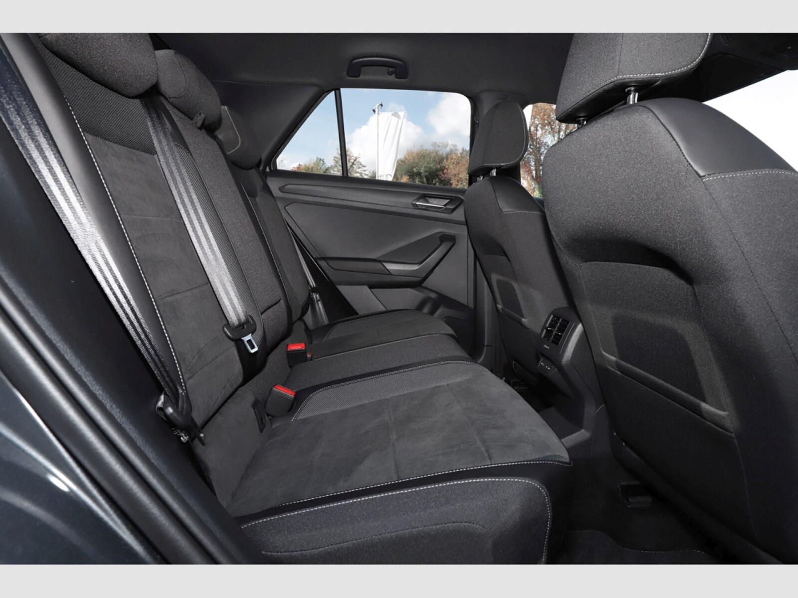 Volkswagen T-Roc – Bild 9
