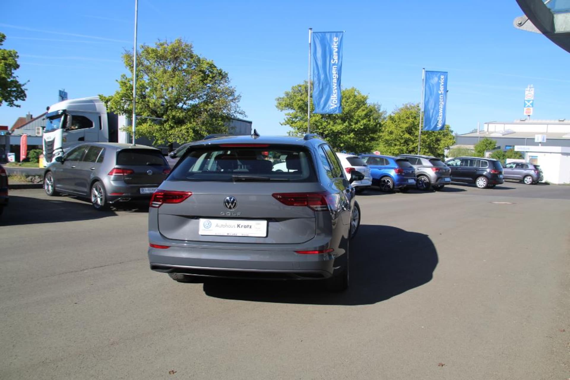 Volkswagen Golf Variant Life