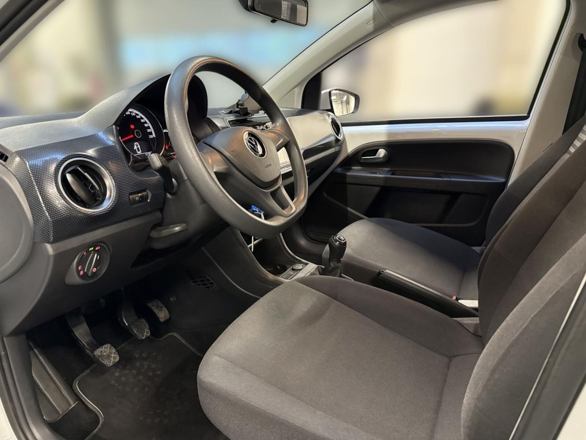 Volkswagen up!
