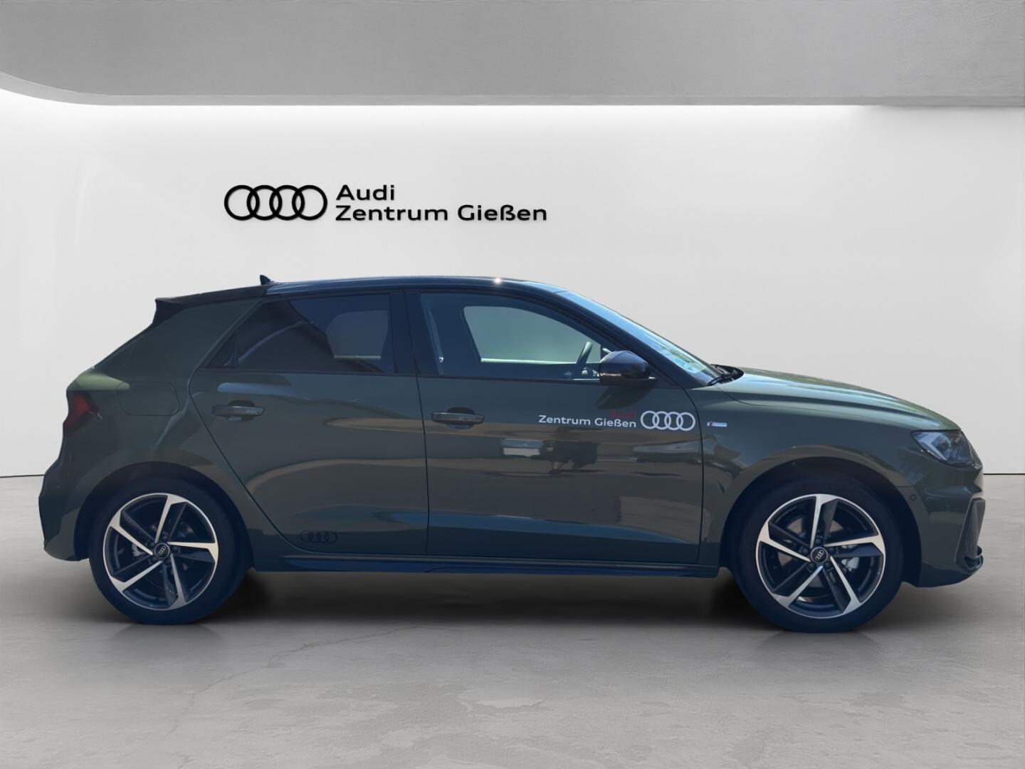 Bild über Audi A1 Sportback S line 30 TFSI S tronic - für weitere Informationen kontaktieren Sie den Audi Partner