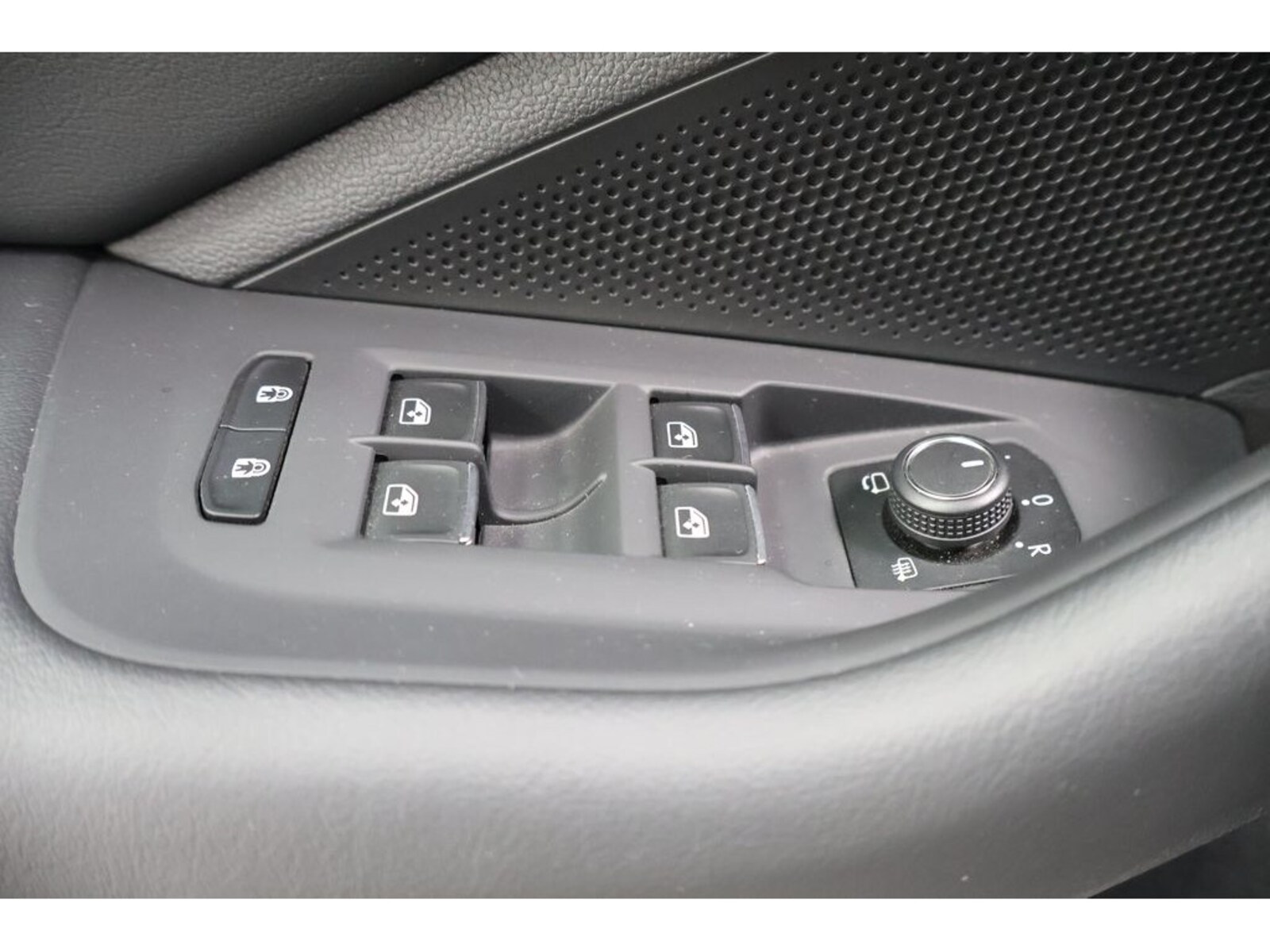 Volkswagen Passat – Bild 21