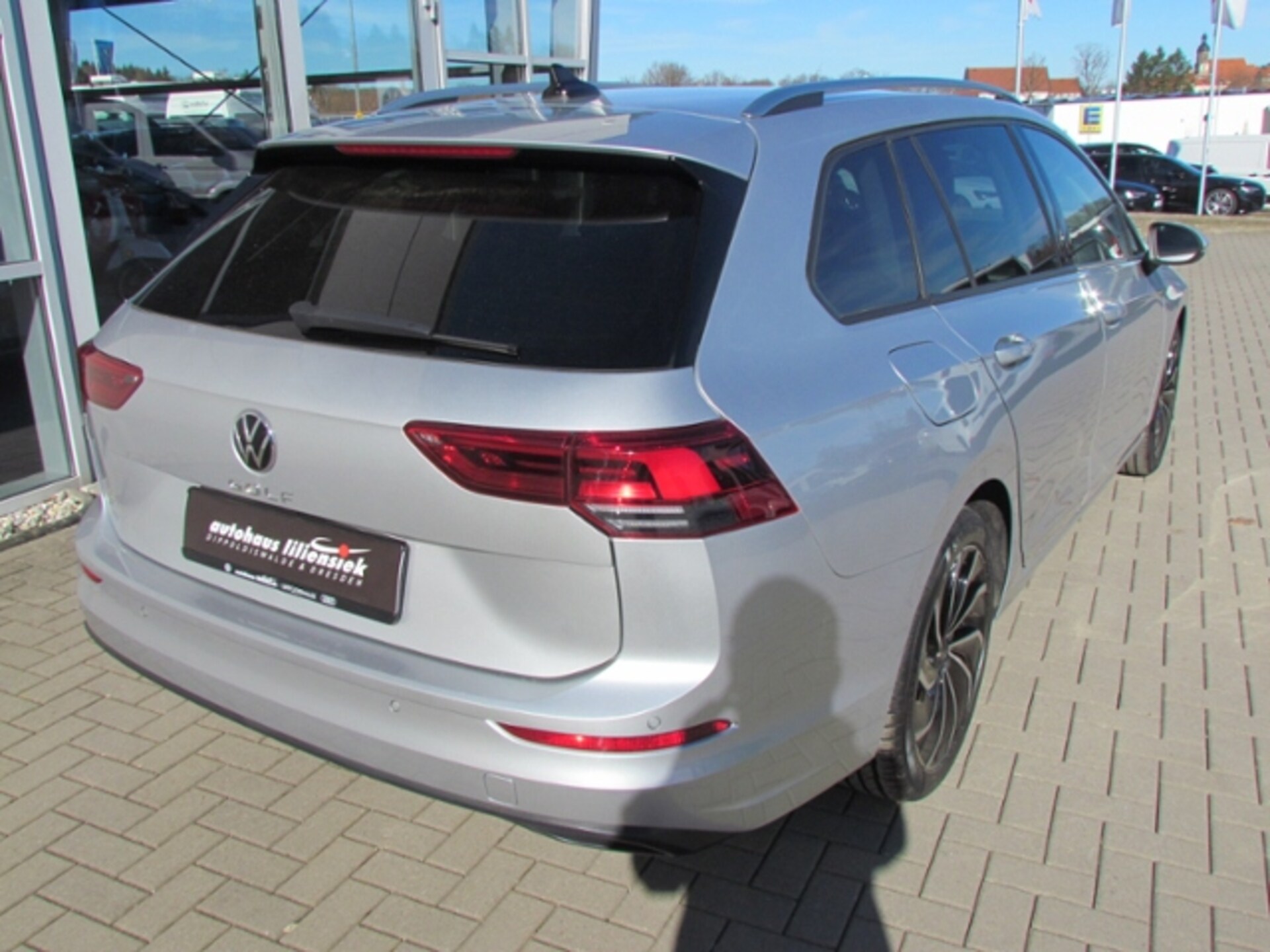 Volkswagen Golf Variant Life