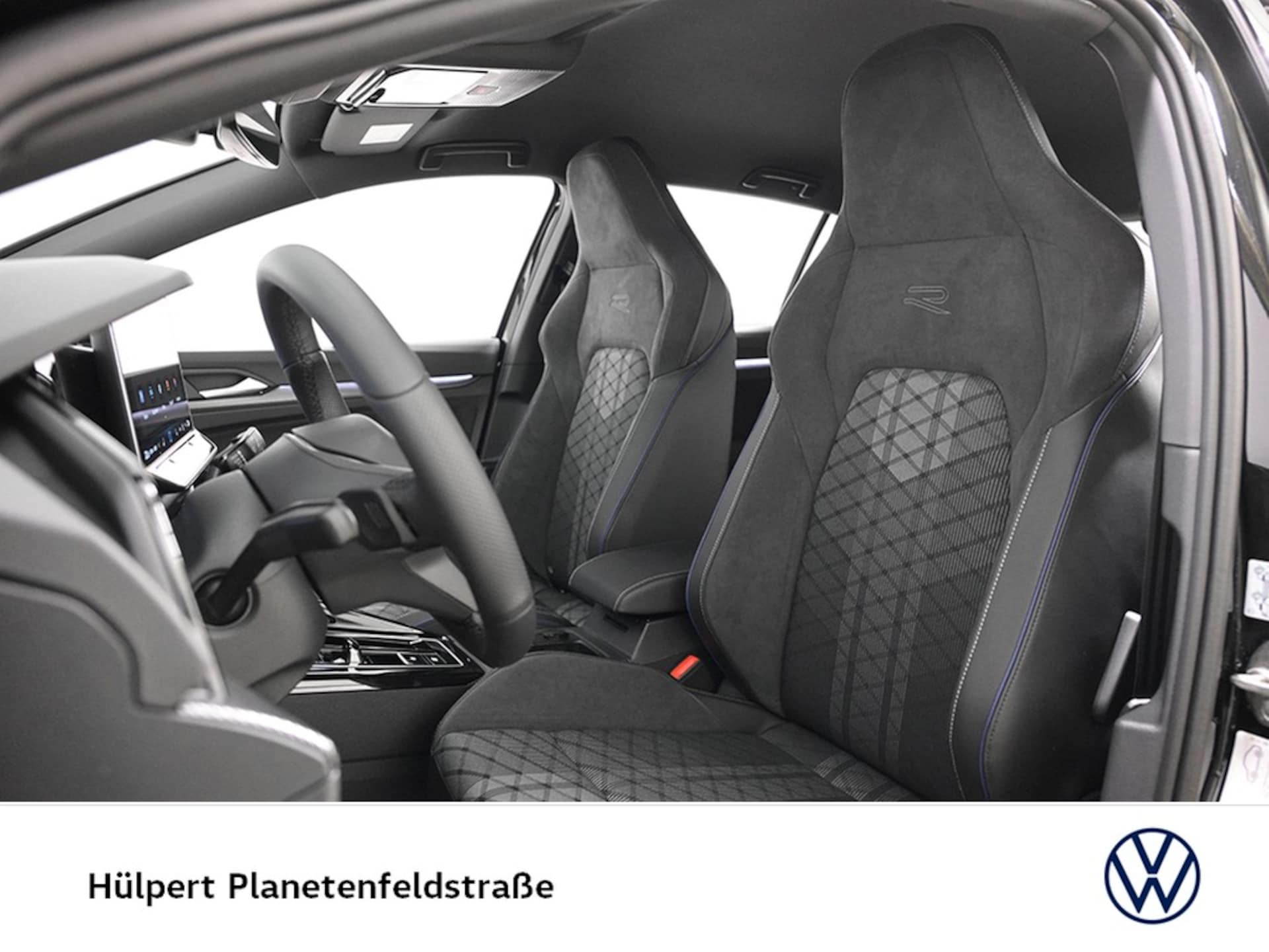 Volkswagen Golf R-Line
