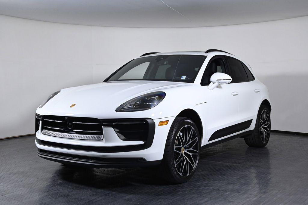 2026 Porsche Macan's photo