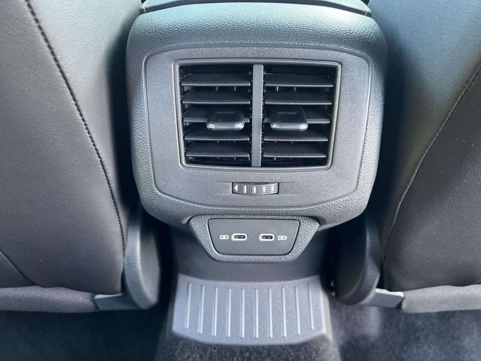 Volkswagen T-Roc – Bild 29