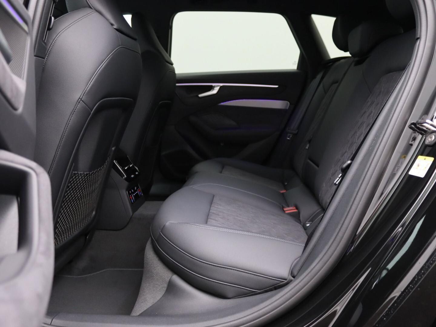 Bild über Audi A6 Avant TDI 150 kW S tronic - für weitere Informationen kontaktieren Sie den Audi Partner