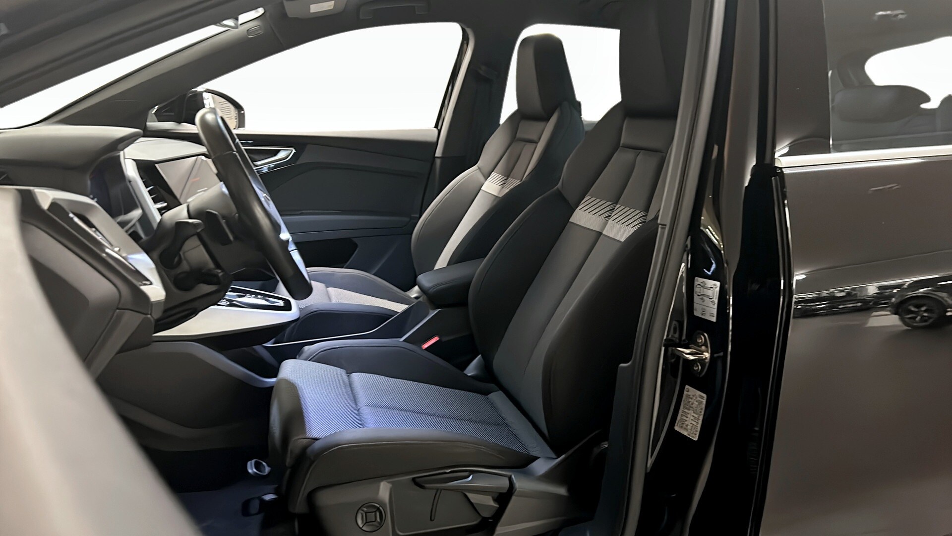 Image about Audi Q4 e-tron Q4 45 e-tron quattro Proline 195,00 kW