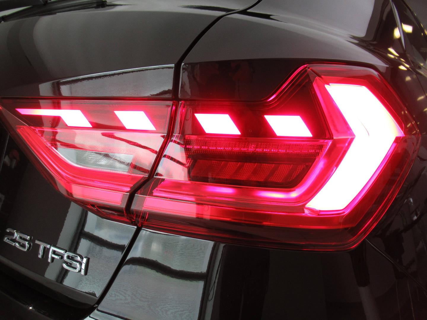 Image about Audi A1 Sportback Design 25 TFSI 70 kW (95 ch) S tronic