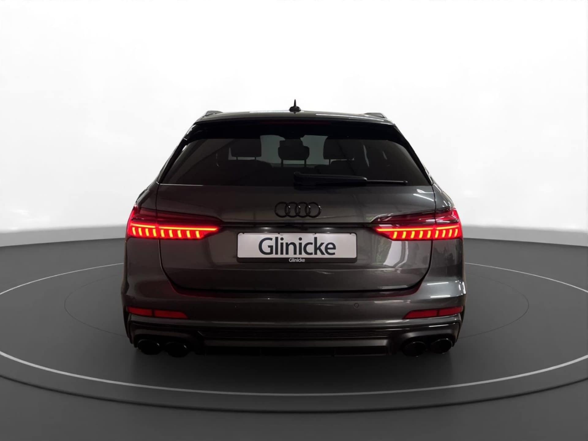 Audi S6 Avant