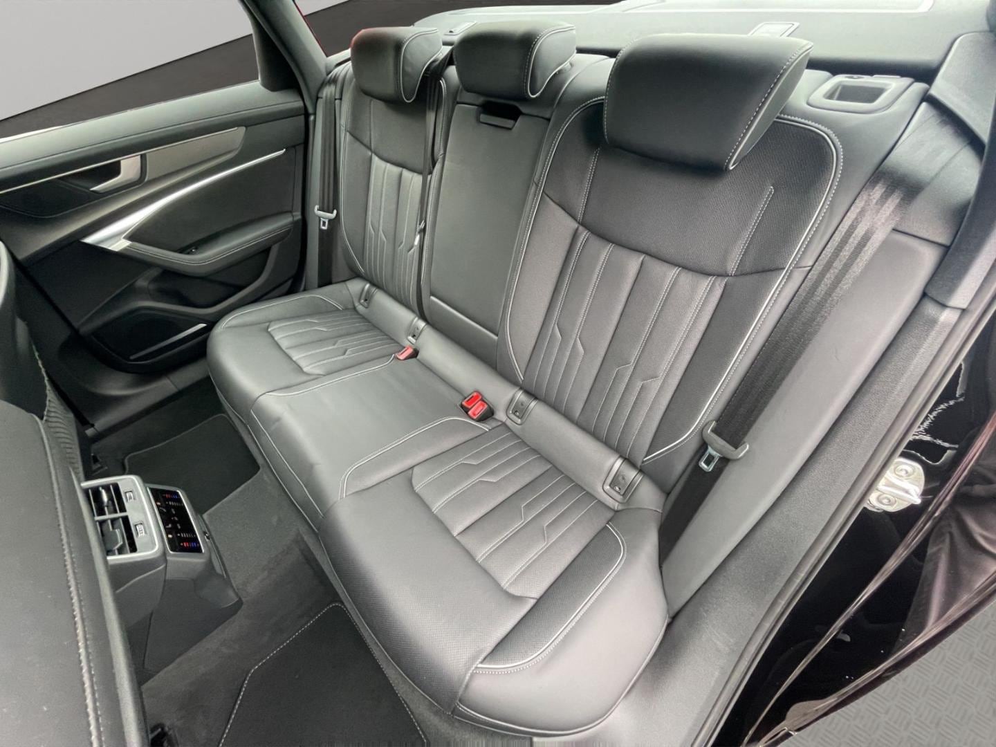 Bild über Audi A6 Limousine advanced 45 TFSI quattro S tronic - für weitere Informationen kontaktieren Sie den Audi Partner