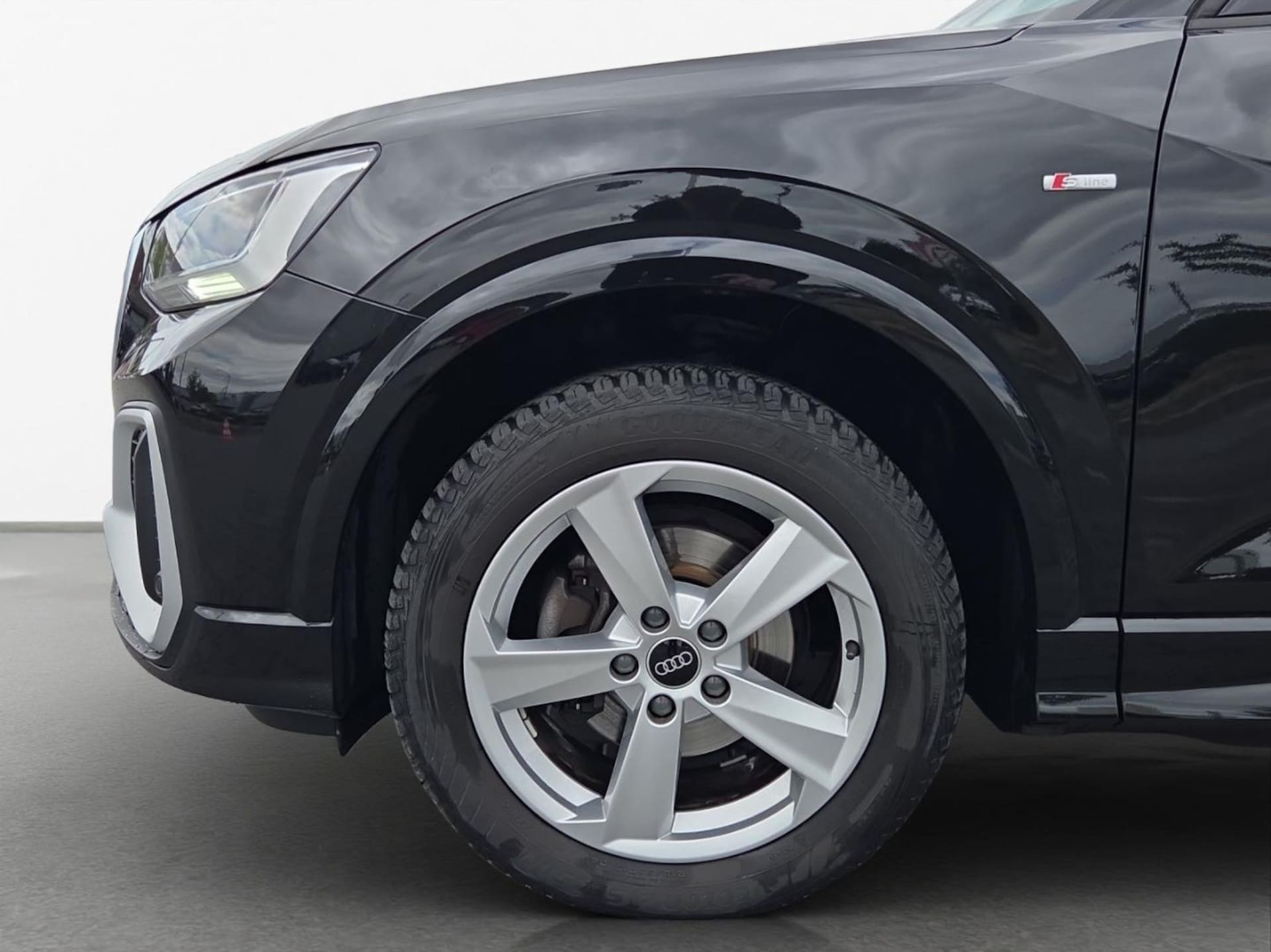 Audi Q2 S line