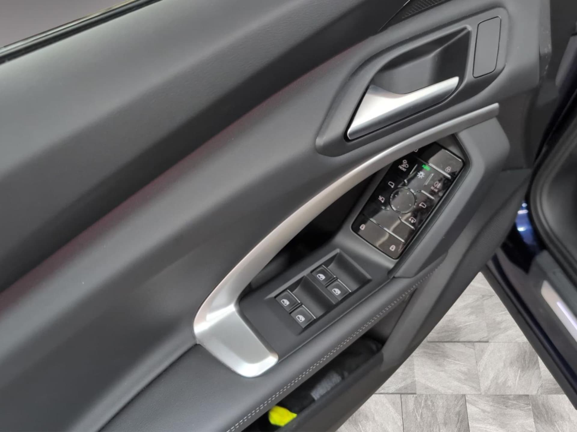 Audi Q5 Sportback edition one