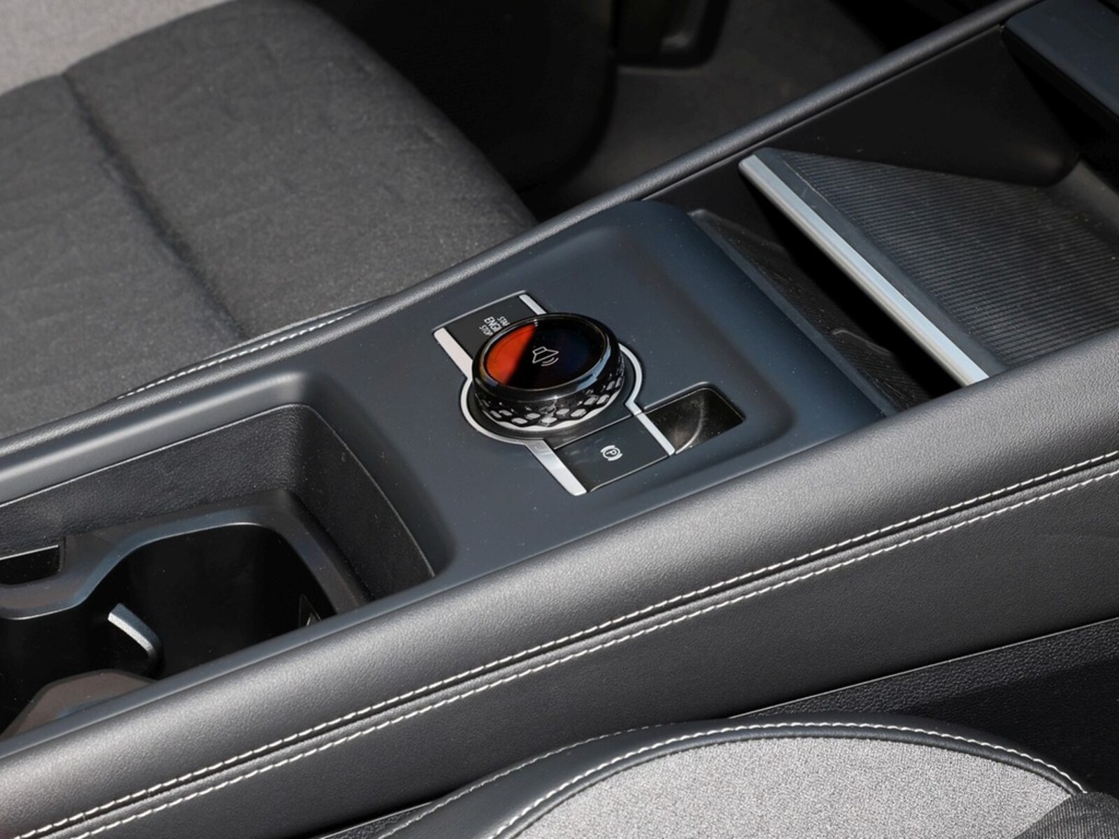 Volkswagen Tiguan – Bild 9