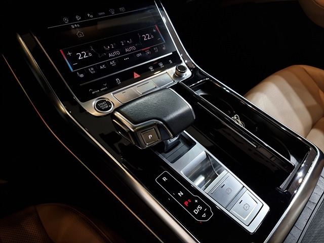 Audi Q8 45 TDI quattro Premium 170 231 kW hp tiptronic 8